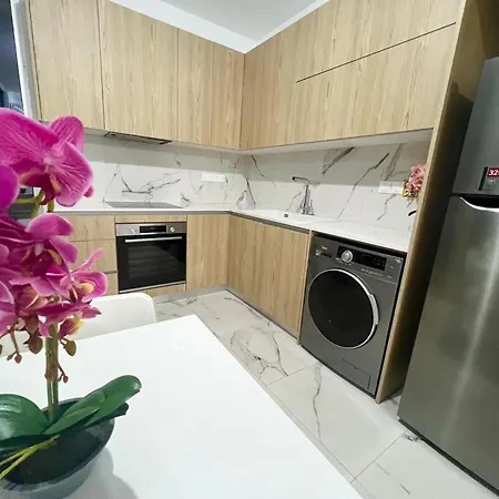 Ntg Infinity Makenzy Apartament